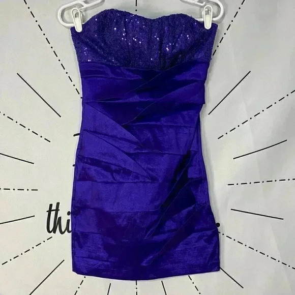 Ruby & Rox Strapless Purple Cocktail Party Dress - Picture 2 of 6